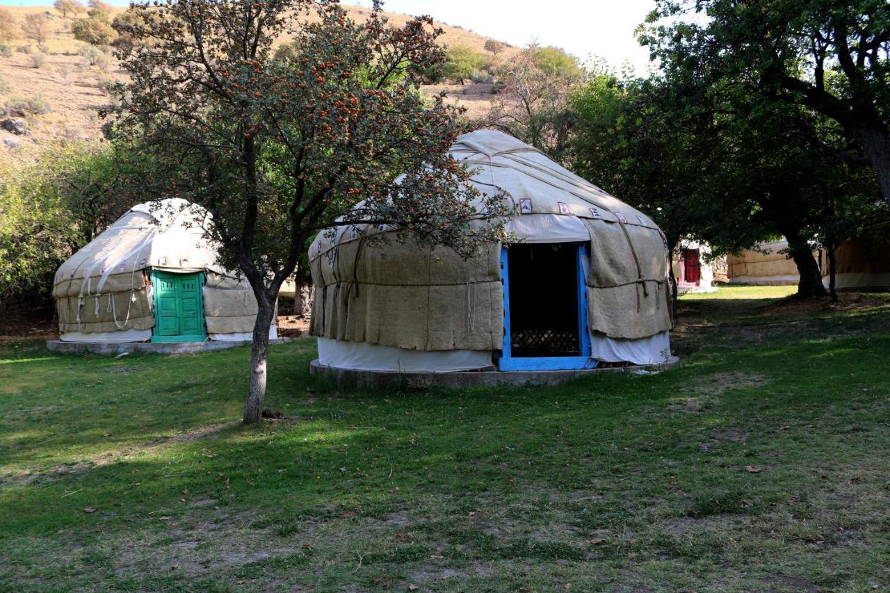 Sayyod Yurt Camp-Yurt Camp In Uzbekistan Hotel Chuprak Eksteriør billede